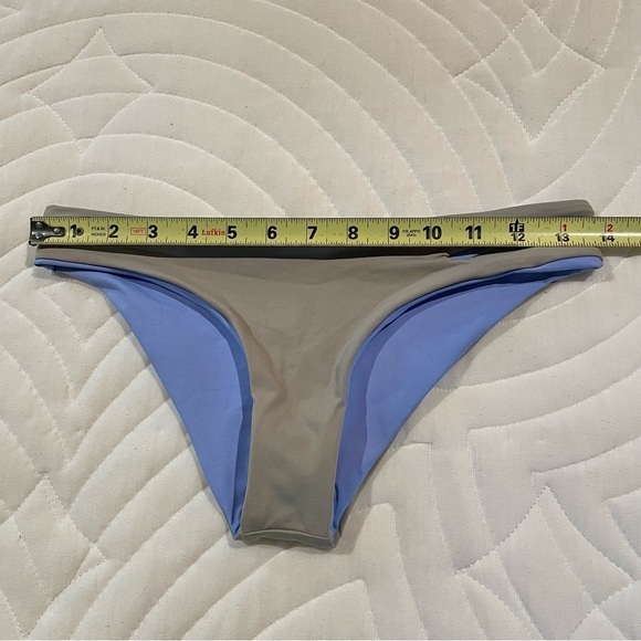 L*SPACE Breakers Reversible Cutout Bikini Bottom Grey Periwinkle Blue Small NWT - Picture 7 of 8